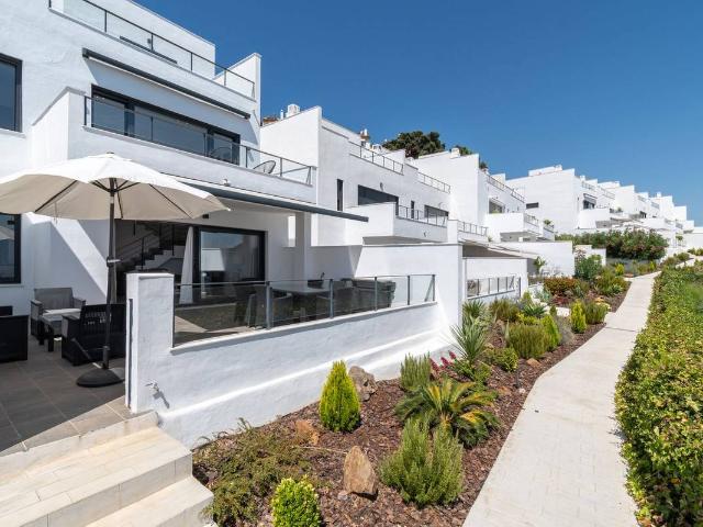 Casa adosada en Venta en Ojén pueblo