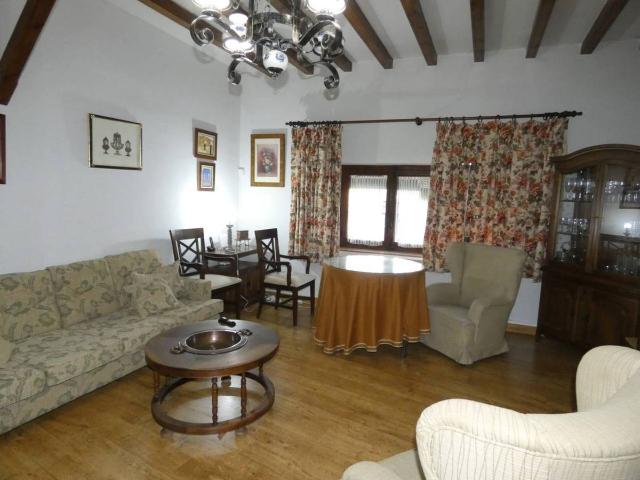 Casa adosada en Venta en Olías del Rey