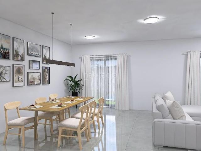 Casa adosada en venta en Olías del Rey. Adosado en Olias del Rey. Casas adosadas Olías del.