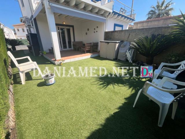 Casa adosada en venta en Oliva, Oliva Nova. Casas adosadas.