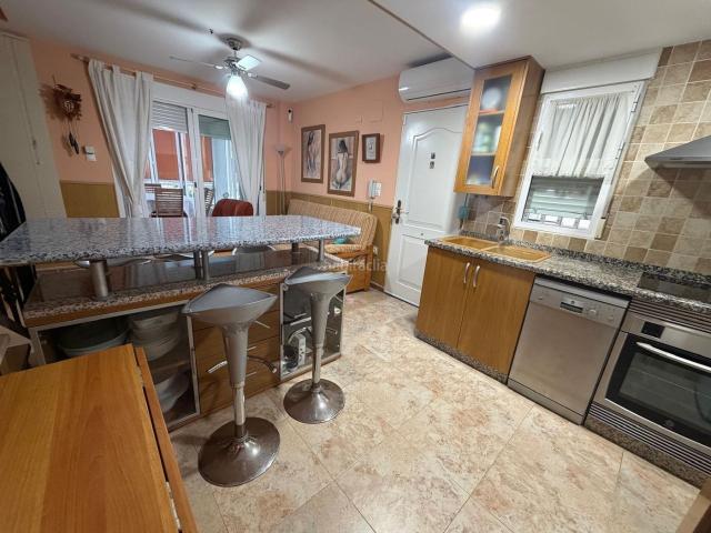 Casa adosada en venta en Oliva, Oliva Playa. Acogedora Vivienda Unifamiliar Pareada a pocos metros de la Playa en Oliva. Casas adosadas.