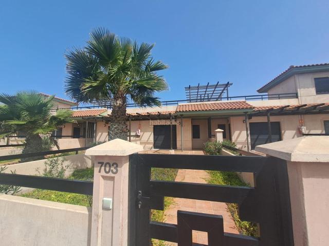 Casa adosada en venta en Oliva La, Lajares. CASAS EN VENTA, URBANIZACION ORIGO MARE OASIS 7 OASIS 3. Casas adosadas Oliva.