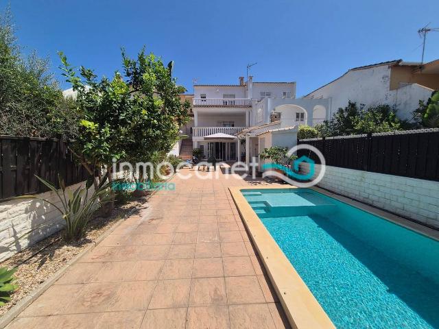 Casa adosada en Venta en Oliva Nova
