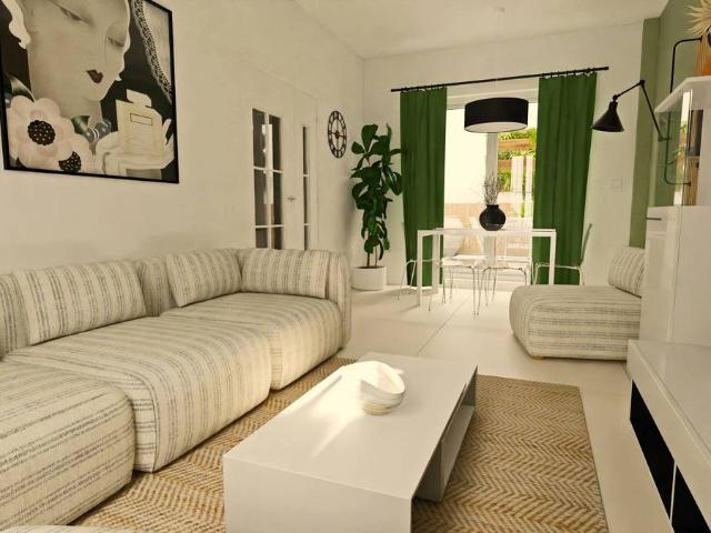 Casa adosada en Venta en Olivares