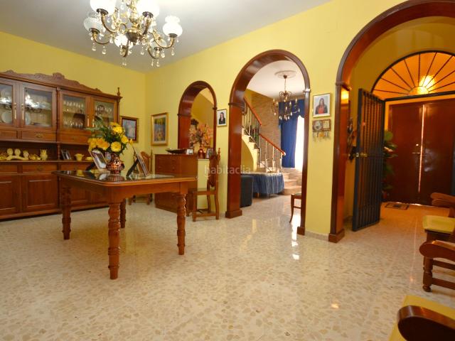 Casa adosada en venta en Olivares. Gran Adosada lista para entrar a vivir!. Casas adosadas.