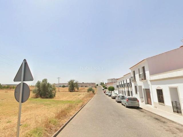 Casa adosada en venta en Olivenza. ADOSADO EN VENTA EN OLIVENZA. Activo inmobiliario SIN POSESIÓN, NO VISITABLE. Casas adosadas.