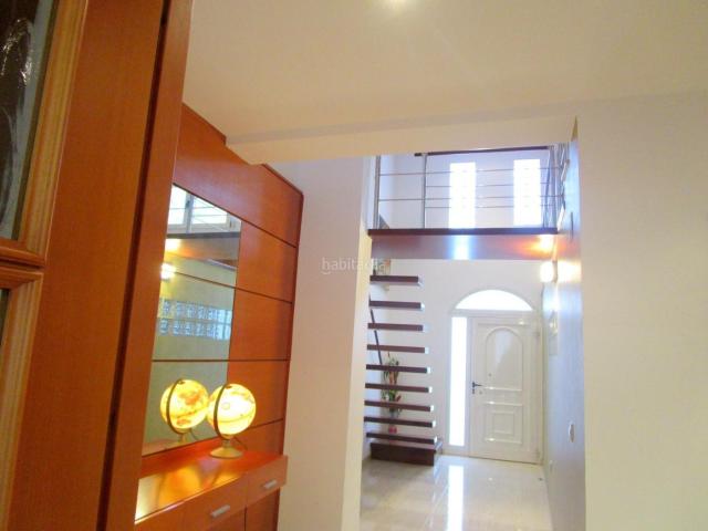 Casa adosada en venta en Olleria l´. CASA REFORMADA CON MUY BUEN GUSTO. Casas adosadas Olleria.