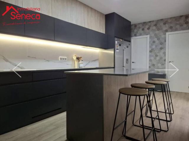 Casa adosada en Venta en Ollerías San Cayetano