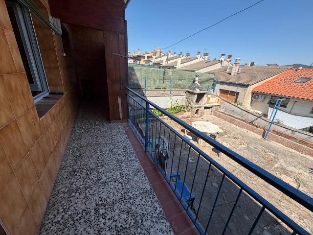 Casa adosada en Venta en Olot