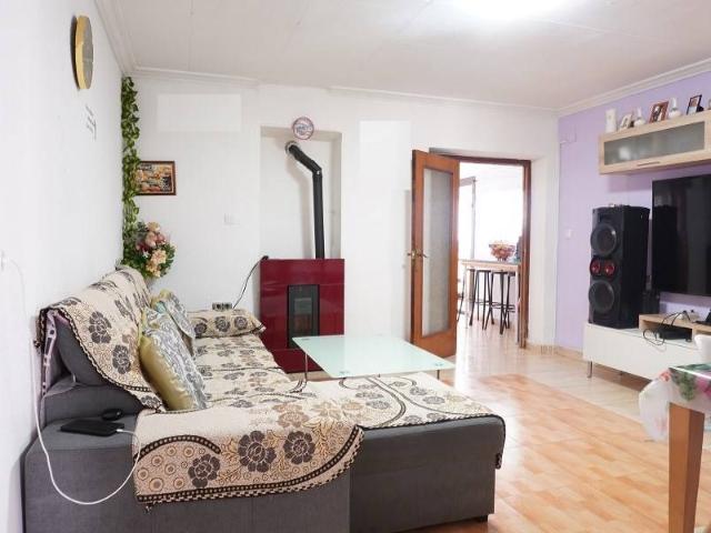 Casa adosada en Venta en Olot