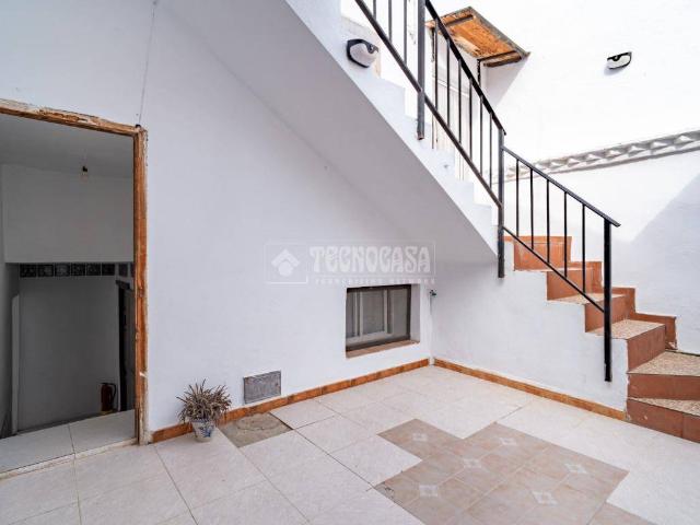 Casa adosada en Venta en Órgiva