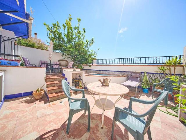 Casa adosada en Venta en Órgiva