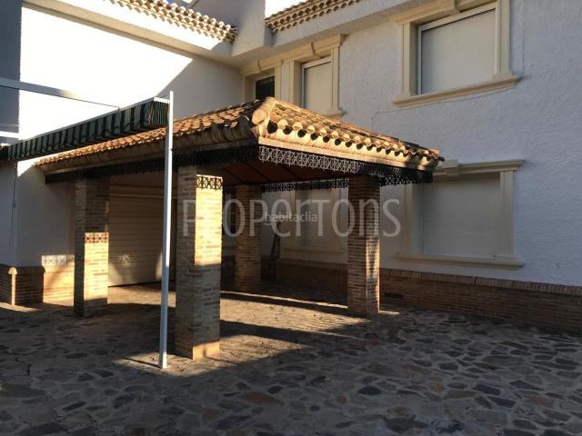 Casa adosada en venta en Orihuela, Cabo Roig. Casas adosadas.