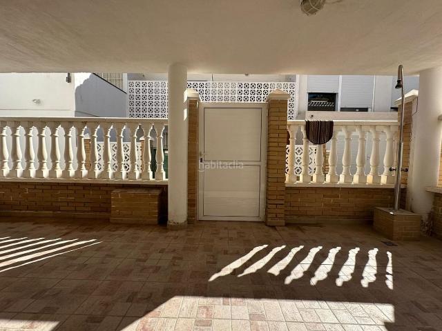 Casa adosada en venta en Orihuela, Campoamor. Casas adosadas.