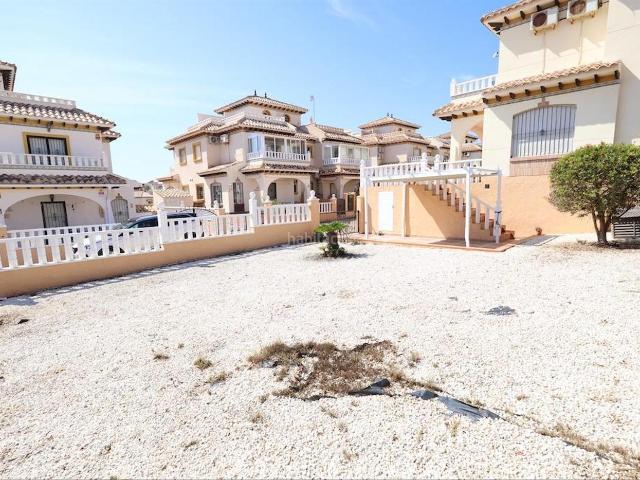 Casa adosada en venta en Orihuela, Lomas de Cabo Roig Los Dolses. Lomas de Cabo Roig Adosado con gran parcela. Casas adosadas.