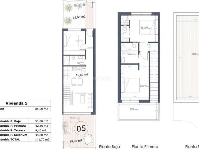 Casa adosada en venta en Orihuela, Lomas de Cabo Roig Los Dolses. Lista para entrar a vivirEsta impresionante vivienda pareada forma parte de un exclusivo residencial que combina el diseño moderno.