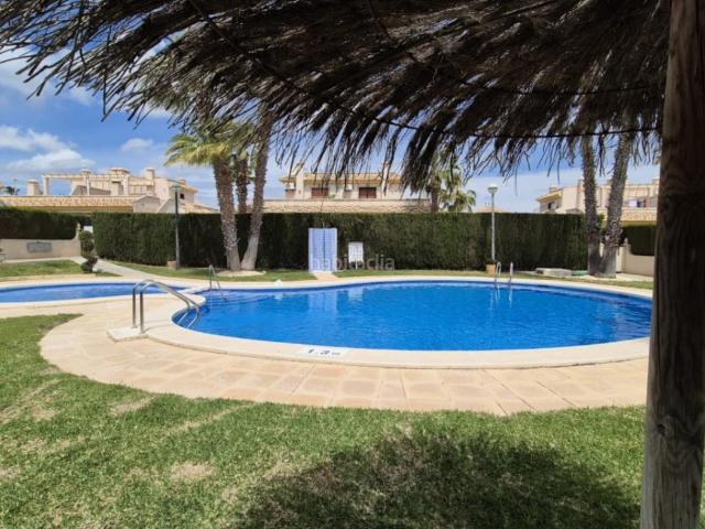 Casa adosada en venta en Orihuela, Los Almendros. Casas adosadas.