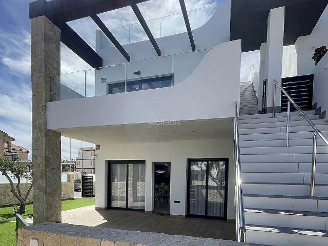 Chalet en venta en Orihuela, Los Almendros. Chalets.