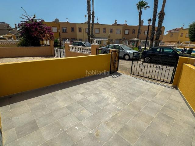 Casa adosada en venta en Orihuela, La Regia. Casas adosadas.