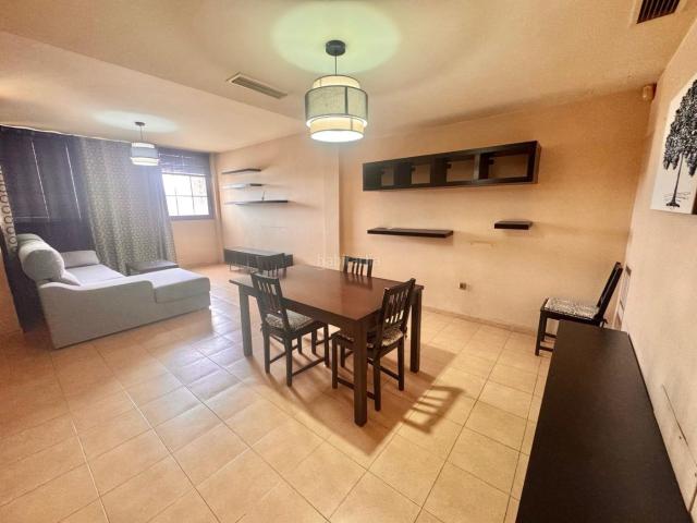 Casa adosada en venta en Orihuela, Molins Campanete San Bartolomé. IMPRESIONANTE DUPLEX EN ORIHUELA, PARA ENTRAR A VIVIR, AMPLIO, CON TERRAZA, BALCÓN,GARAJE VISITELO!. Casas adosadas.