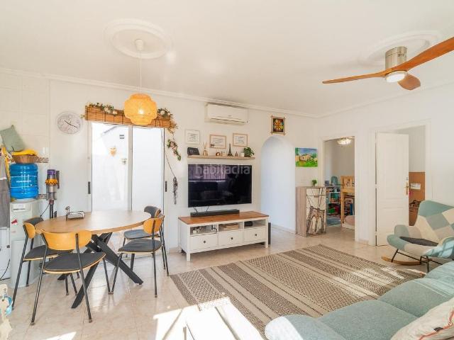 Casa adosada en venta en Orihuela, Playa Flamenca. Casas adosadas.