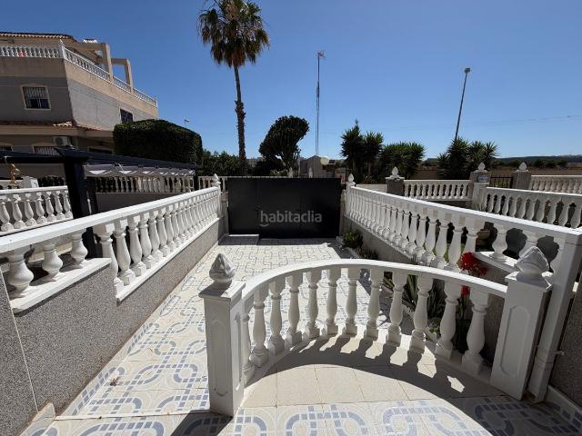Casa adosada en venta en Orihuela, Playa Flamenca. Casas adosadas.