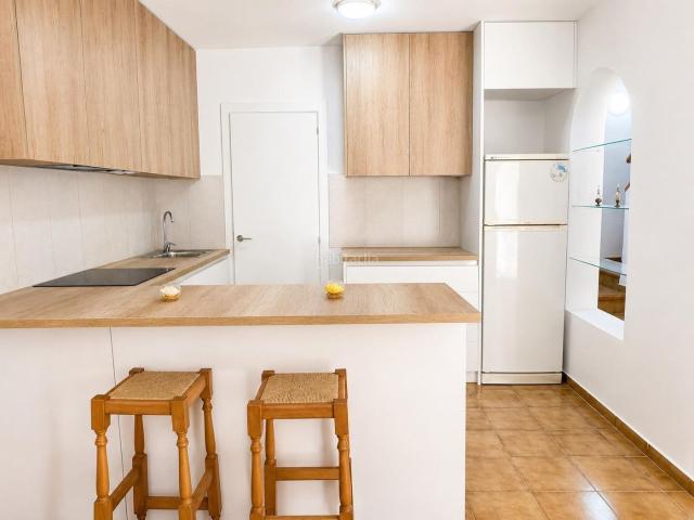 Casa adosada en venta en Orihuela, Playa Flamenca. Adosado reformado con vistas al mar a 4 minutos de Cala La Mosca y Playa Flamenca. Casas adosadas.