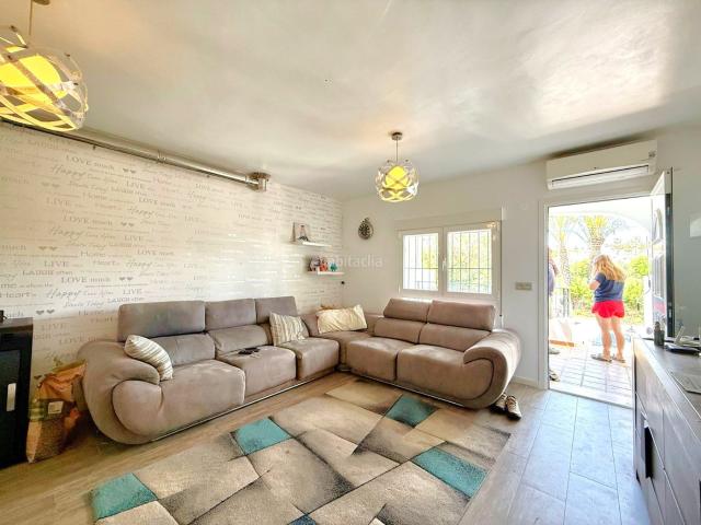 Casa adosada en venta en Orihuela, Villamartín Las Filipinas.. Casas adosadas.