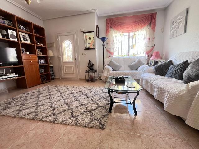 Casa adosada en venta en Orihuela, Villamartín Las Filipinas. Casas adosadas.