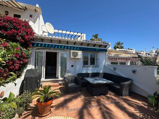 Casa adosada en venta en Orihuela, Villamartín Las Filipinas. Casas adosadas.