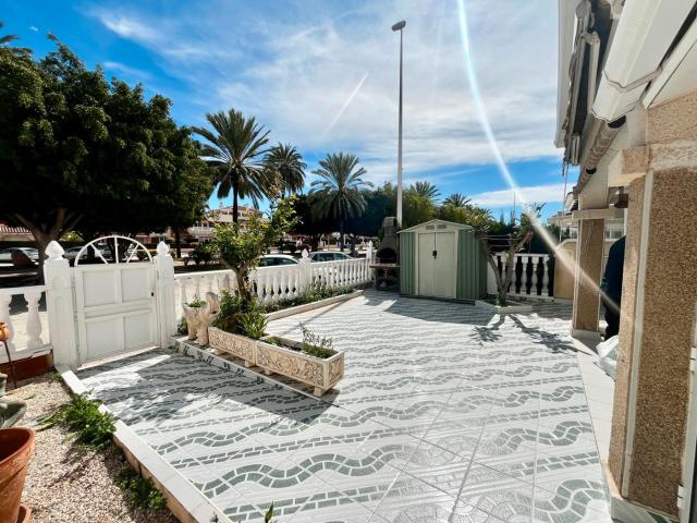 Casa adosada en venta en Orihuela, Zeniamar Horizonte La Campana. Casas adosadas.