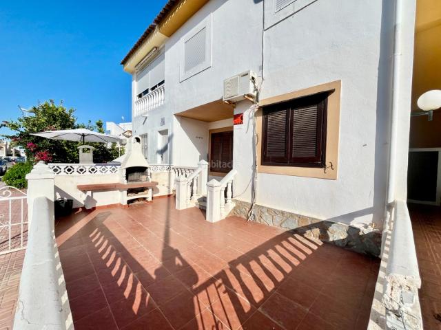 Casa adosada en venta en Orihuela, Zeniamar Horizonte La Campana. *ADOSADO MUY SOLEADO CON TERRAZA DE 22M2 CON BARBACOA JUNTO AL ORANGE PADEL EN ORIHUELA COSTA*. Casas adosadas.