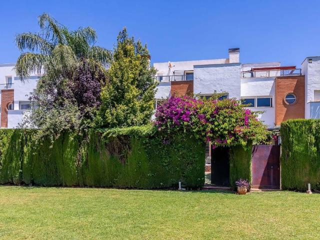 Casa adosada en Venta en Oromana
