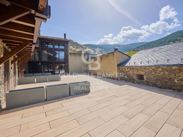 Casa adosada en venta en Osseja Pirineos. Refugio de montaña con encanto en plena naturaleza en Valcebollère. Casas adosadas.