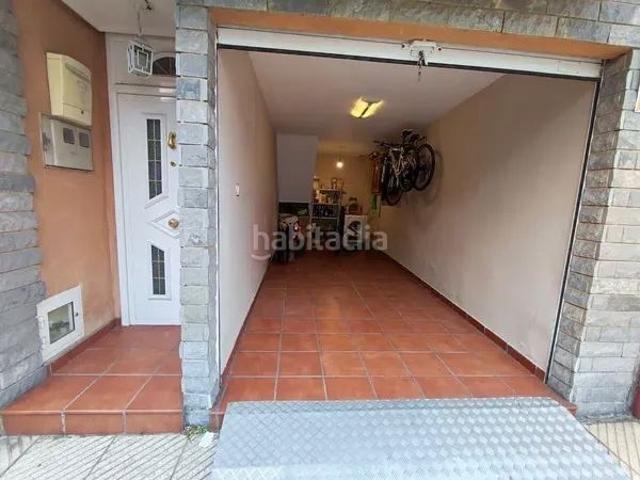 Casa adosada en venta en Oviedo, Parroquias Sur La Manjoya. Casa adosada Olloniego. Casas adosadas.