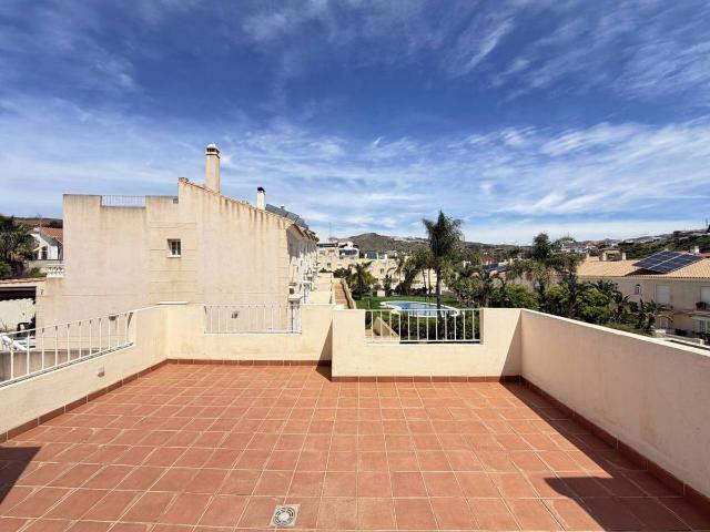 Casa adosada en Venta en Lo Cea