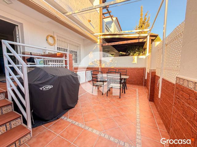Casa adosada en Venta en Lo Cea