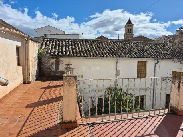 Casa adosada en venta en Loja. CASA IDEAL PARA INVERSORES EN EL CENTRO DE LOJA. Casas adosadas.