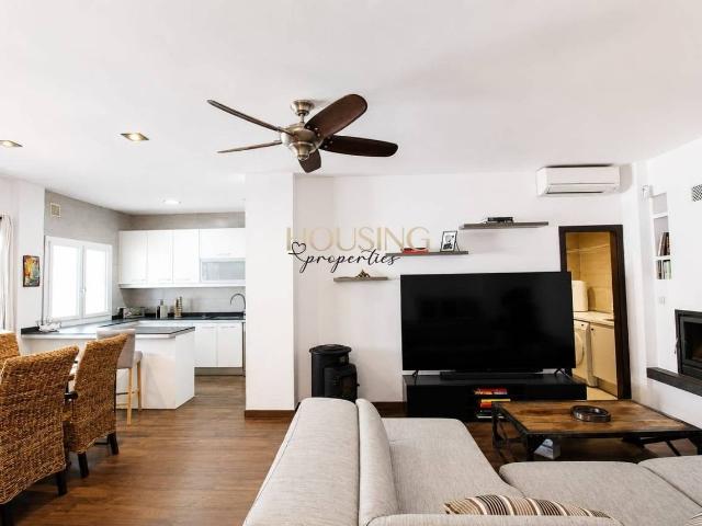 Casa adosada en Venta en L'Olivera