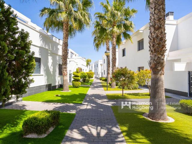 Casa adosada en Venta en Lomas de Cabo Roig Los Dolses