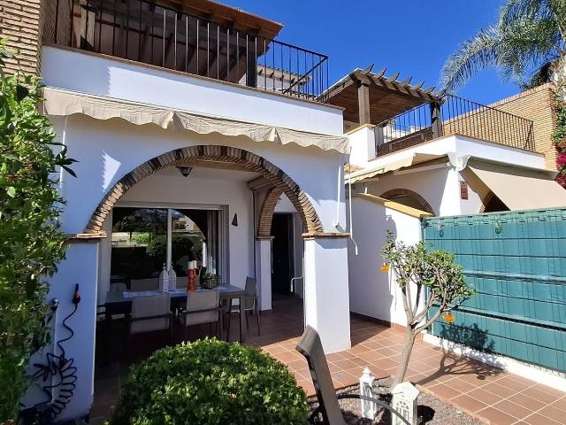 Casa adosada en Venta en Lomas del Mar
