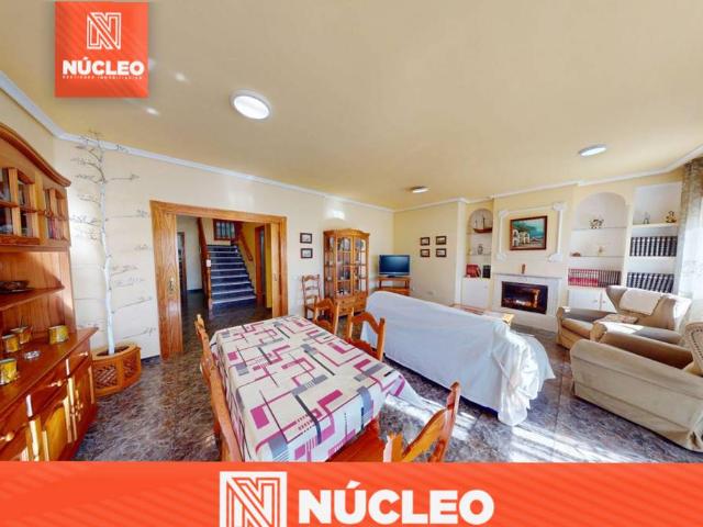 Casa adosada en Venta en Los Molinos Villa Blanca