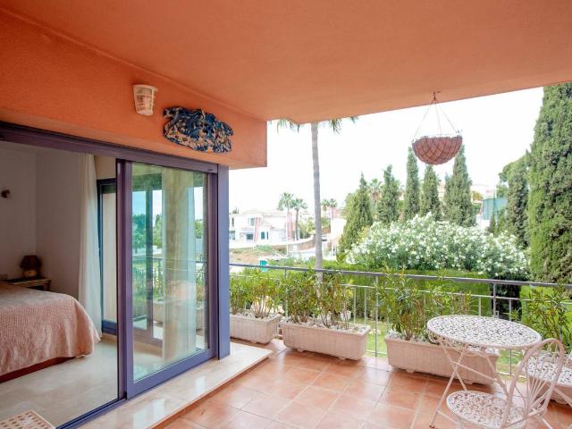 Casa adosada en Venta en Los Naranjos