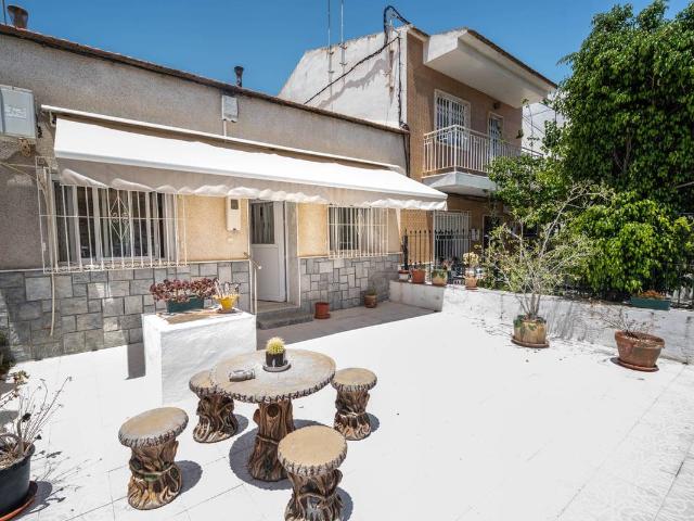 Casa adosada en Venta en Los Narejos Punta Calera