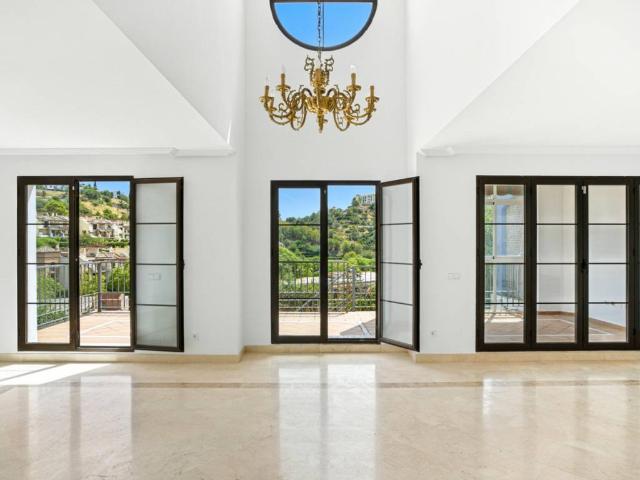 Casa adosada en Venta en Los Arqueros Puerto del Almendro