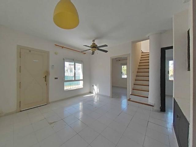 Casa adosada en Venta en Los Balcones Los Altos