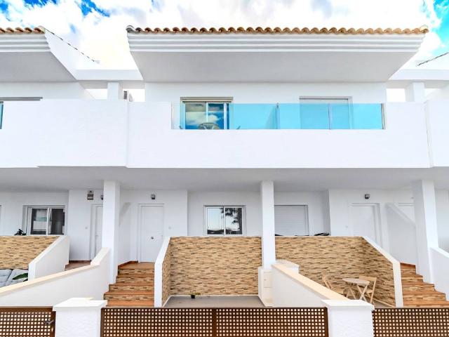 Casa adosada en Venta en Los Balcones Los Altos