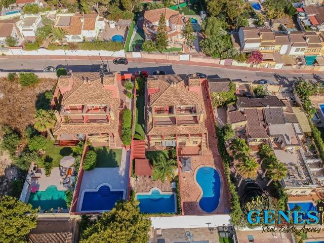 Casa adosada en Venta en Los Balcones Los Altos