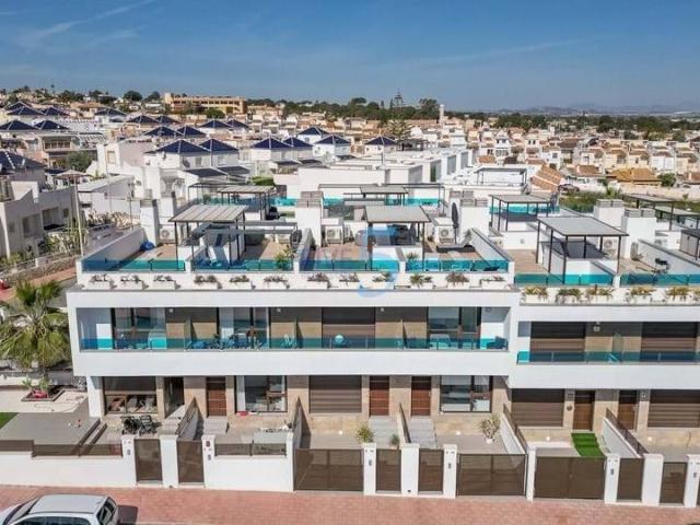 Casa adosada en Venta en Los Balcones Los Altos