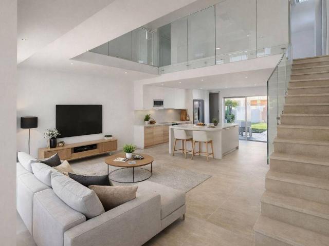 Casa adosada en Venta en Los Barrios